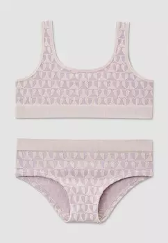 Бюстгальтер и трусы Sela