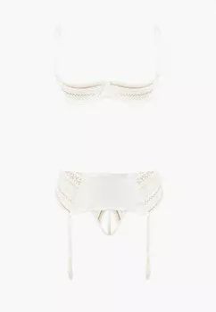 Бюстгальтер, пояс и трусы Casmir