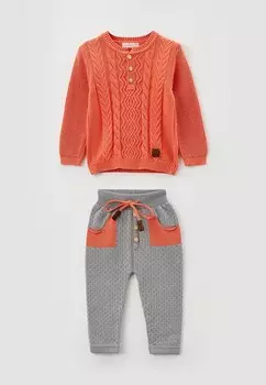 Джемпер и брюки Leoking