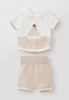 Джемпер и шорты Leoking