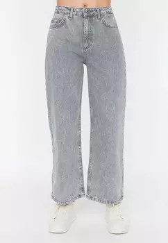 Джинсы Trendyol