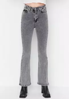 Джинсы Trendyol