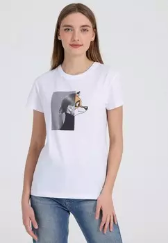 Футболка Апрель