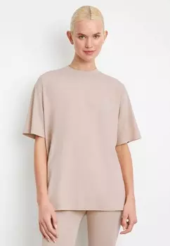 Футболка Belle You