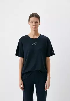 Футболка EA7