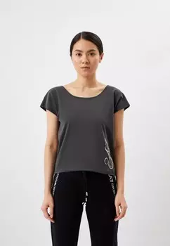 Футболка EA7