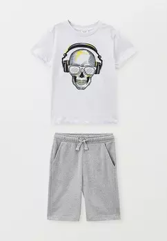 Футболка и шорты DeFacto