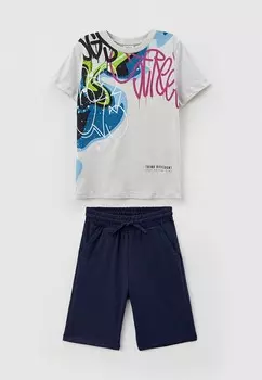 Футболка и шорты DeFacto