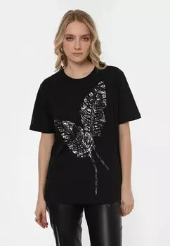 Футболка Nominee