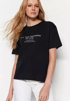 Футболка Trendyol