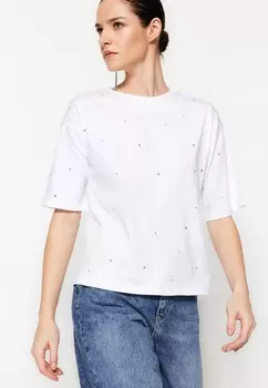 Футболка Trendyol