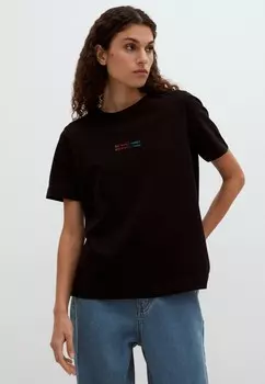 Футболка Zarina