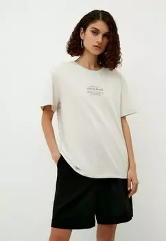 Футболка Zarina