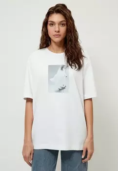 Футболка Zarina