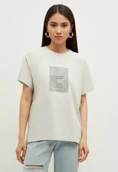 Футболка Zarina