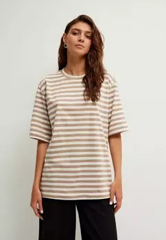 Футболка Zarina