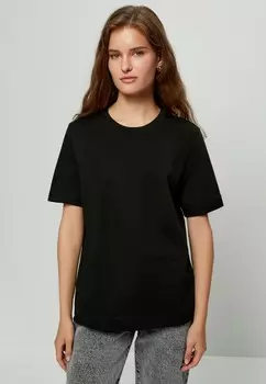 Футболка Zarina