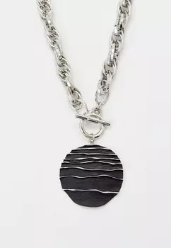 Колье Модные истории