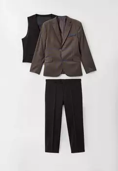 Костюм классический Laconi