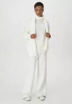 Костюм Manera Odevatca