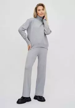 Костюм Olya Stoforandova