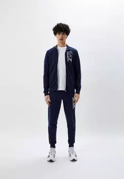 Костюм спортивный EA7