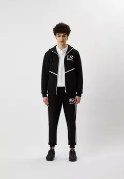 Костюм спортивный EA7
