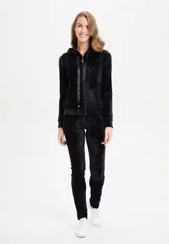 Костюм спортивный Vestiri