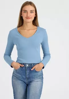 Лонгслив Апрель