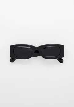 Очки солнцезащитные GCDS