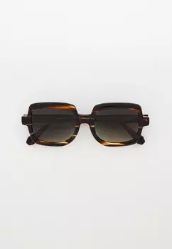 Очки солнцезащитные Gigi Studios