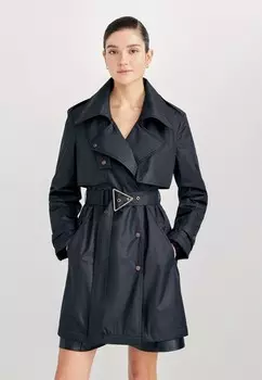 Плащ I Am Studio