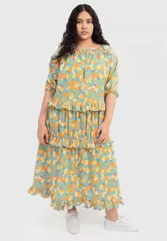 Платье Lessismore