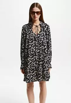 Платье Love Republic