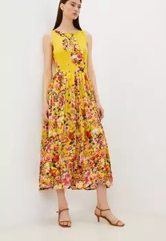 Платье MadaM T