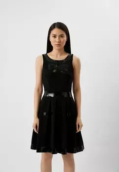 Платье Moschino