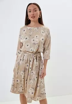 Платье Oddwood