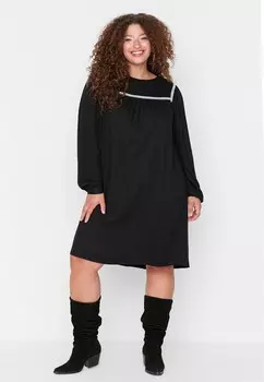 Платье Trendyol