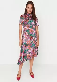 Платье Trendyol