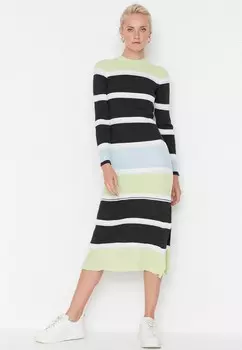 Платье Trendyol