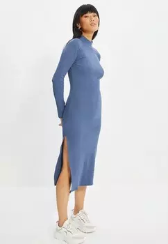 Платье Trendyol