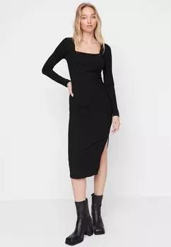 Платье Trendyol