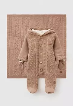 Плед, комбинезон утепленный и варежки Leo