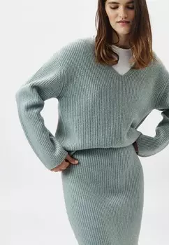 Пуловер Antiga