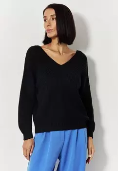 Пуловер Charmstore