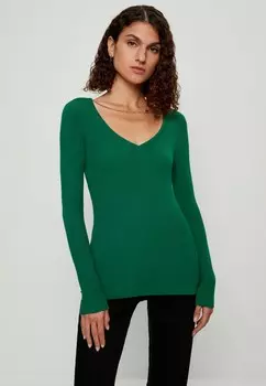 Пуловер Zarina