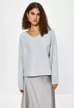 Пуловер Zarina