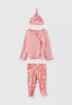 Распашонка, ползунки и шапочка Carter’s