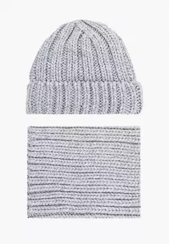 Шапка и снуд Dispacci