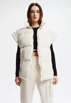 Жилет кожаный Love Republic